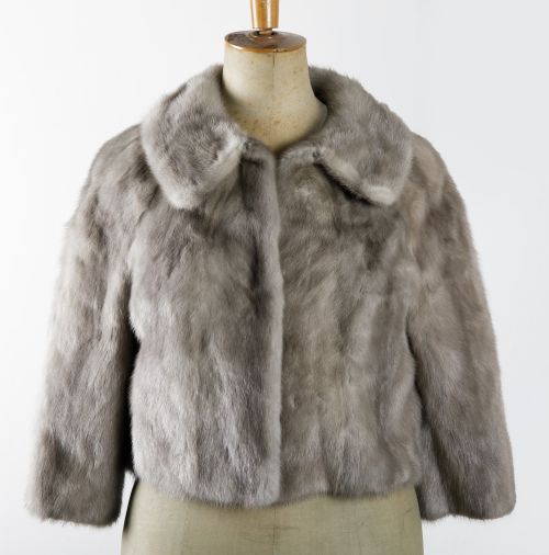 Chaqueta torera de lomos de visón gris