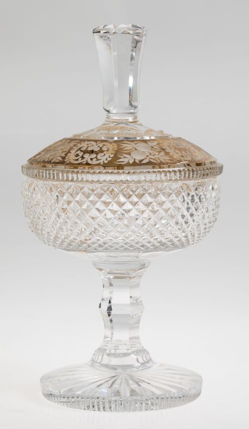 Copa de cristal siguiendo modelos del siglo XIX