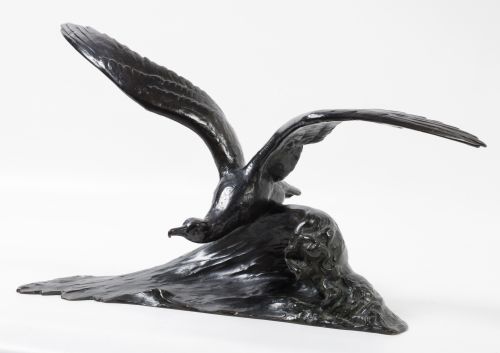 "Gaviota", escultura de bronce patinado, S. XX