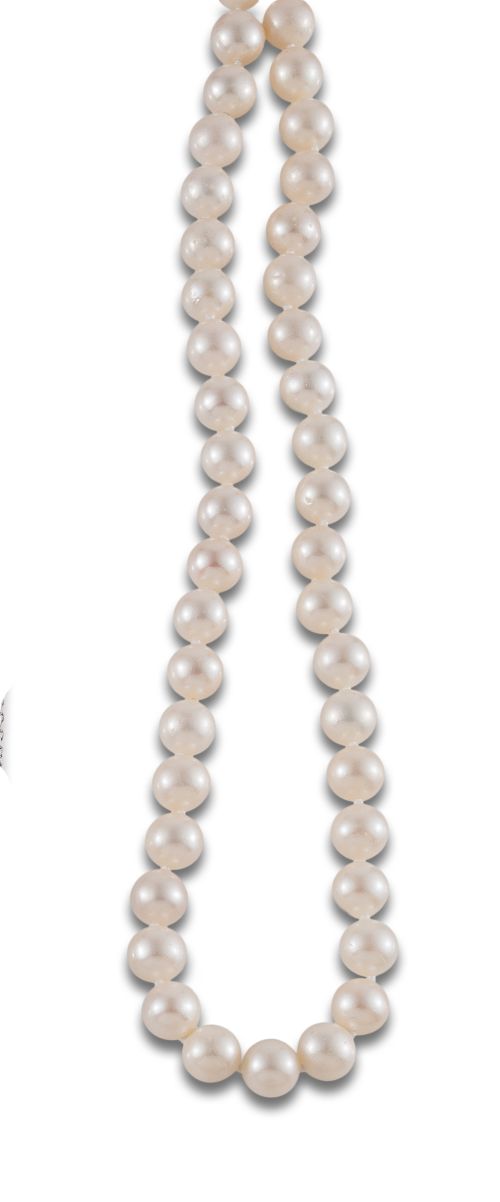 COLLAR DE PERLAS CULTIVADAS CON CIERRE DE PLATA