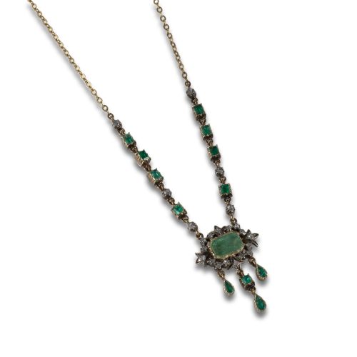18TH CENTURY NECKLACE MADE OF SILVER, GOLD, DIAMONDS AND EM