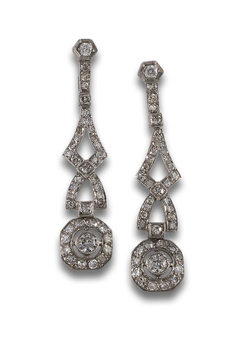 PENDIENTES ESTILO ART DECO DE PLATINO CON DIAMANTES