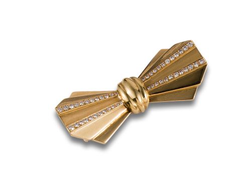 BROCHE PAJARITA DE ORO Y DIAMANTES.