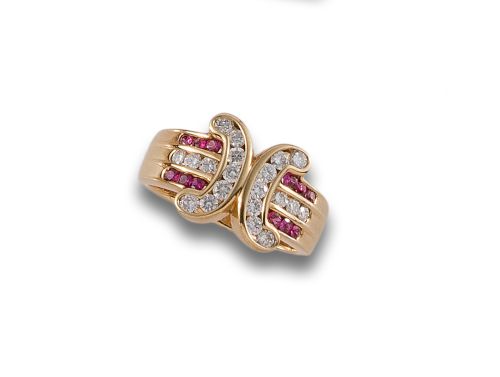 SORTIJA DE ORO CON DIAMANTES Y RUBIES