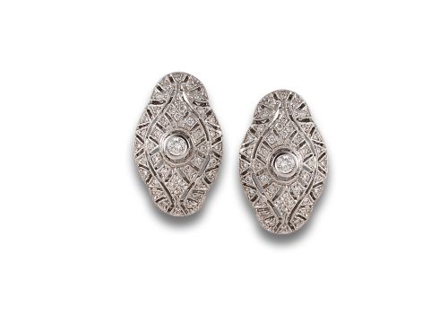 PENDIENTES ESTILO ART DECO DE PLATINO CON DIAMANTES