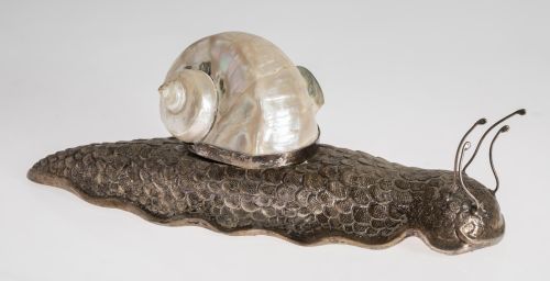 Caracol metal plateado y madreperla
