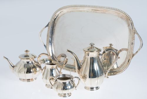 Juego de café y te de plata española ley 916, S. XX