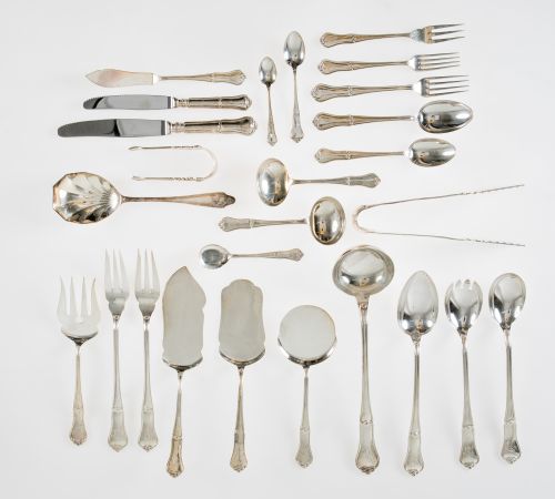 Cubertería de plata española ley 916, modelo cordón, S. XX