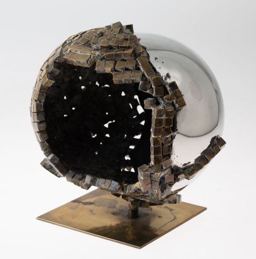 ISABEL SALLERAS UGARTE, "Sin título", Escultura de acero y 