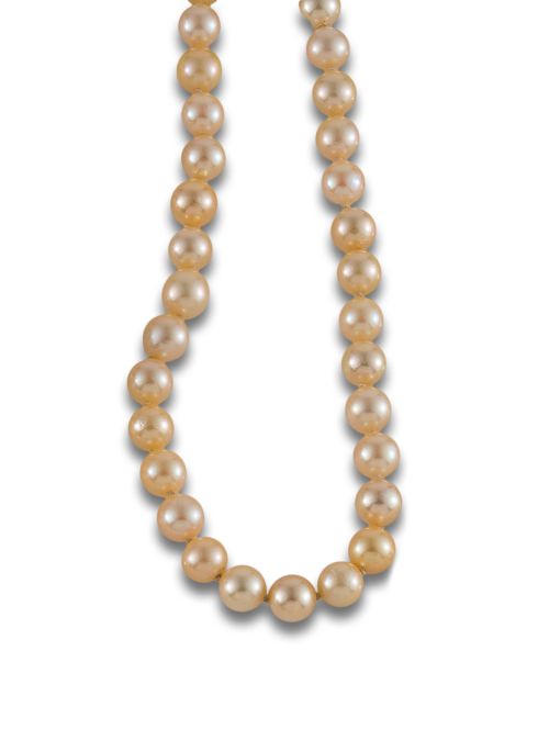 COLLAR DE PERLAS BROCHE ORO