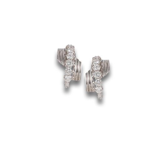 PENDIENTES ORO BLANCO CON DIAMANTES