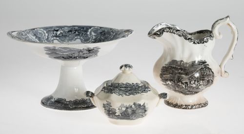 Frutero y jarra de la fábrica de loza de Cartagena y azucar