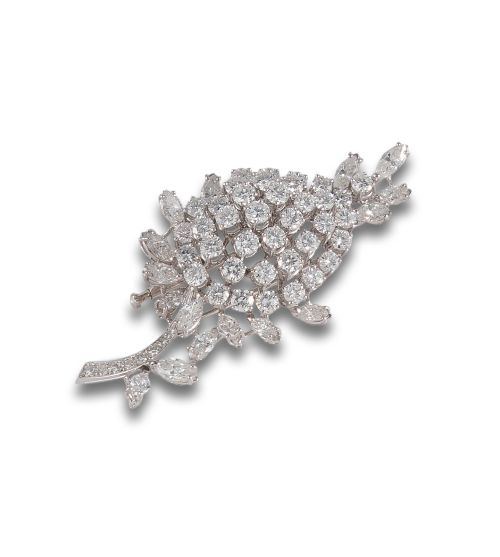 BROCHE DE ORO BLANCO CON DIAMANTES