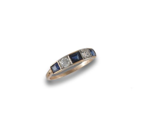 GOLD RING BAND WITH DIAMONDS AND SAPPHIRES.