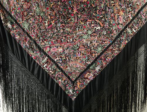 Mantón de Manila de seda negro