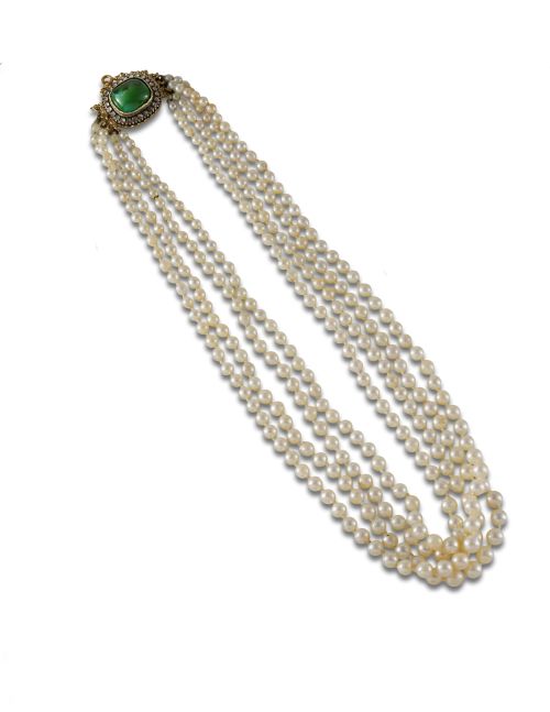 CULTURED PEARL NECKLACE