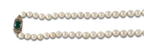 CULTURED PEARL NECKLACE