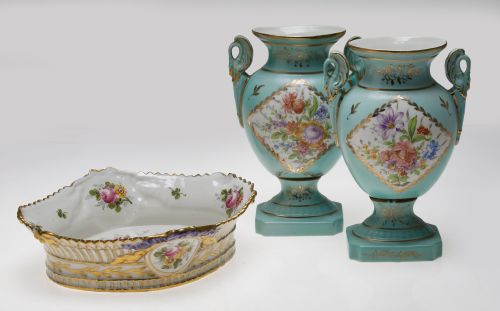 Pair of Empire-style vases, 20th century