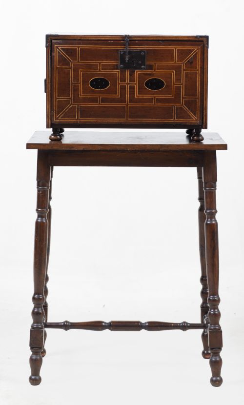 Covered-front wastepaper basket, Spain, 17th century and la