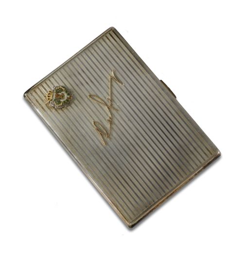 PITILLERA DE PLATA CON INSIGNIA