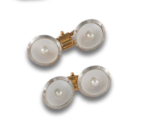 GOLD AND MOTHER-OF-PEARL CUFFLINKS