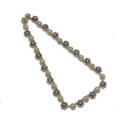 GARGANTILLA  DE FLORES CON DIAMANTES