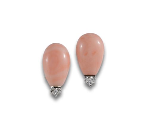 PENDIENTES CON CORAL PIEL DE ANGEL Y BRILLANTES