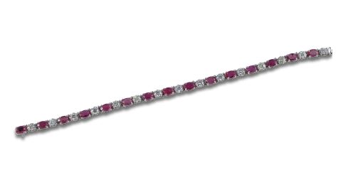 GOLD BRACELET WITH RUBIES AND DIAMONDS