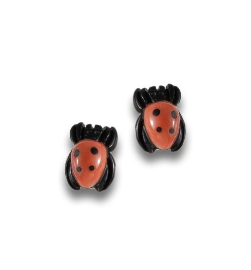 INSECT EARRINGS IN GOLD WITH CORAL AND ONYX