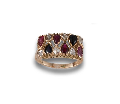 SORTIJA CUADRADA DE ORO ROSA DE 14K CON RUBIES, ZAFIROS Y D