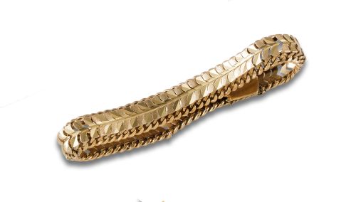 18k GOLD DOUBLE LINKAGE BRACELET