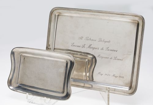 Lot of two Spanish silver trays, 916 and 925 fineness