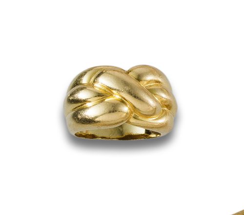 YELLOW GOLD RING WITH BRAIDED MOTIF