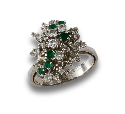 WHITE GOLD RING WITH DIAMONDS AND EMERALDS