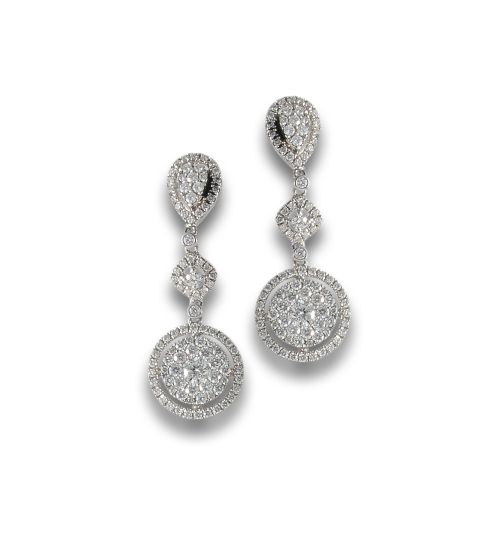 GOLD AND DIAMOND EARRINGS.