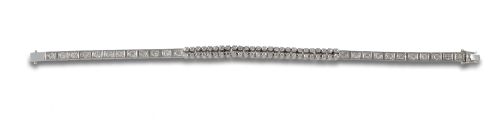 WHITE GOLD BRACELET WITH BRILLIANT CUT DIAMONDS AND 8/8