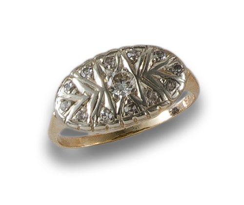 YELLOW GOLD AND DIAMONDS RING
