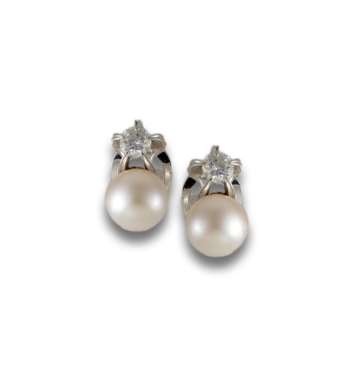 GOLD, PEARL AND DIAMOND EARRINGS