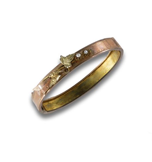 Elizabethan Baby Bracelet in Yellow Gold