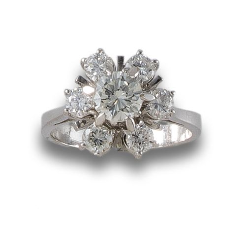 GOLD AND DIAMOND ROSE RING