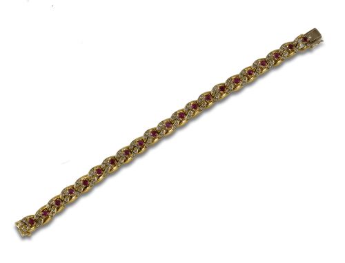 PULSERA DE ESLABONES DE ORO, RUBIES Y DIAMANTES