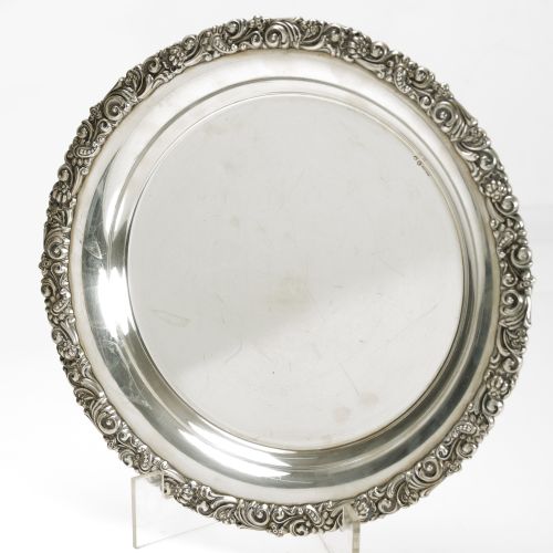 Circular platter in Spanish silver, 916 fineness