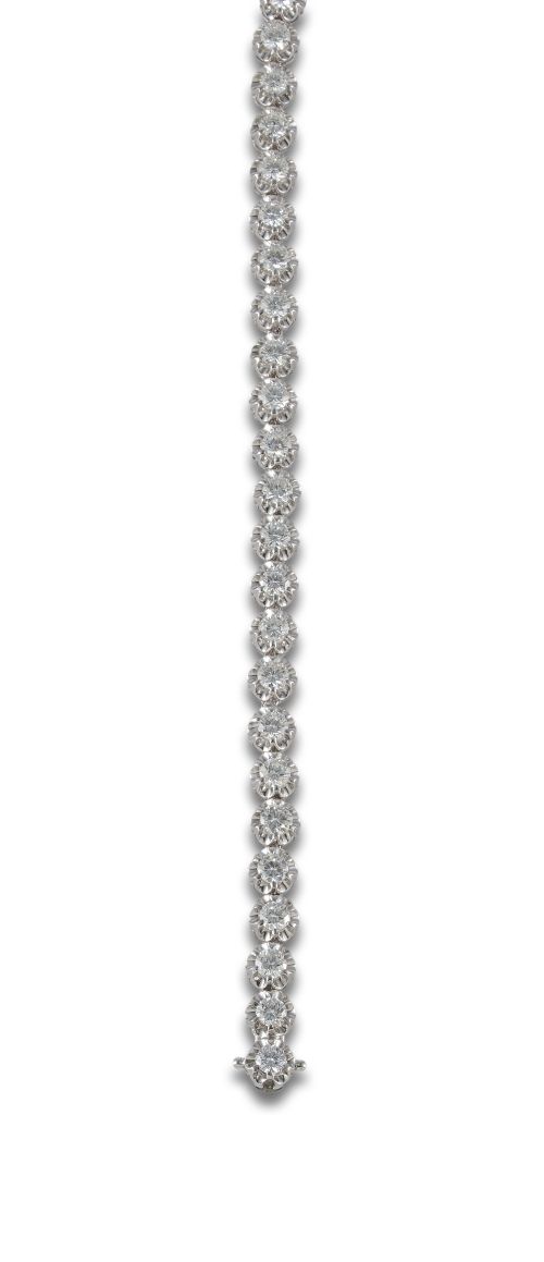WHITE GOLD AND DIAMONDS BRACELET
