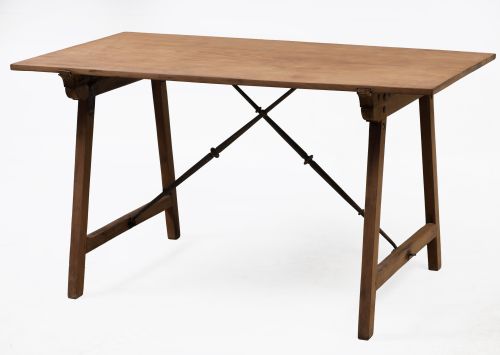 Mesa castellana siguiendo modelos del S. XVI