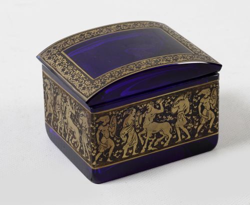 Caja de cristal, Manufactura Moser, Bohemia, c.1920