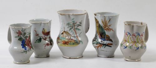 Cinco jarras de cerámica levantina, S.XIX