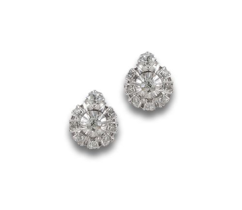 PENDIENTES DE ORO BLANCO CON DIAMANTES