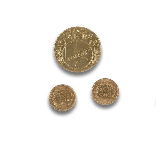 LOTE DE TRES MONEDAS DE ORO 