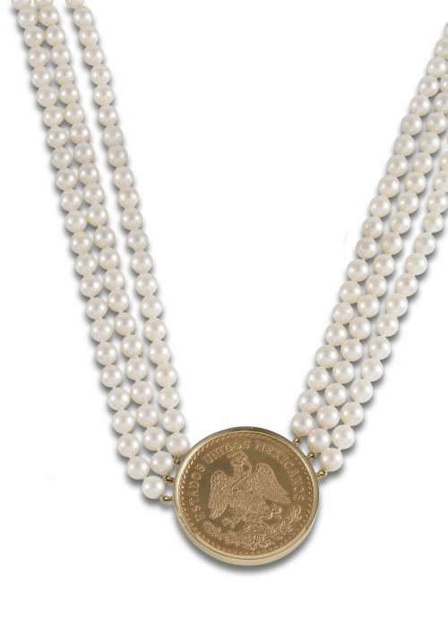 COLLAR DE PERLAS CULTIVADAS CON MONEDA DE ORO