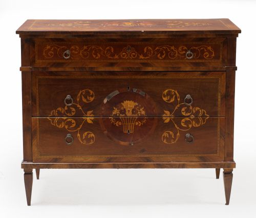 Cómoda italiana siguiendo modelos de Giuseppe Maggiolini, S